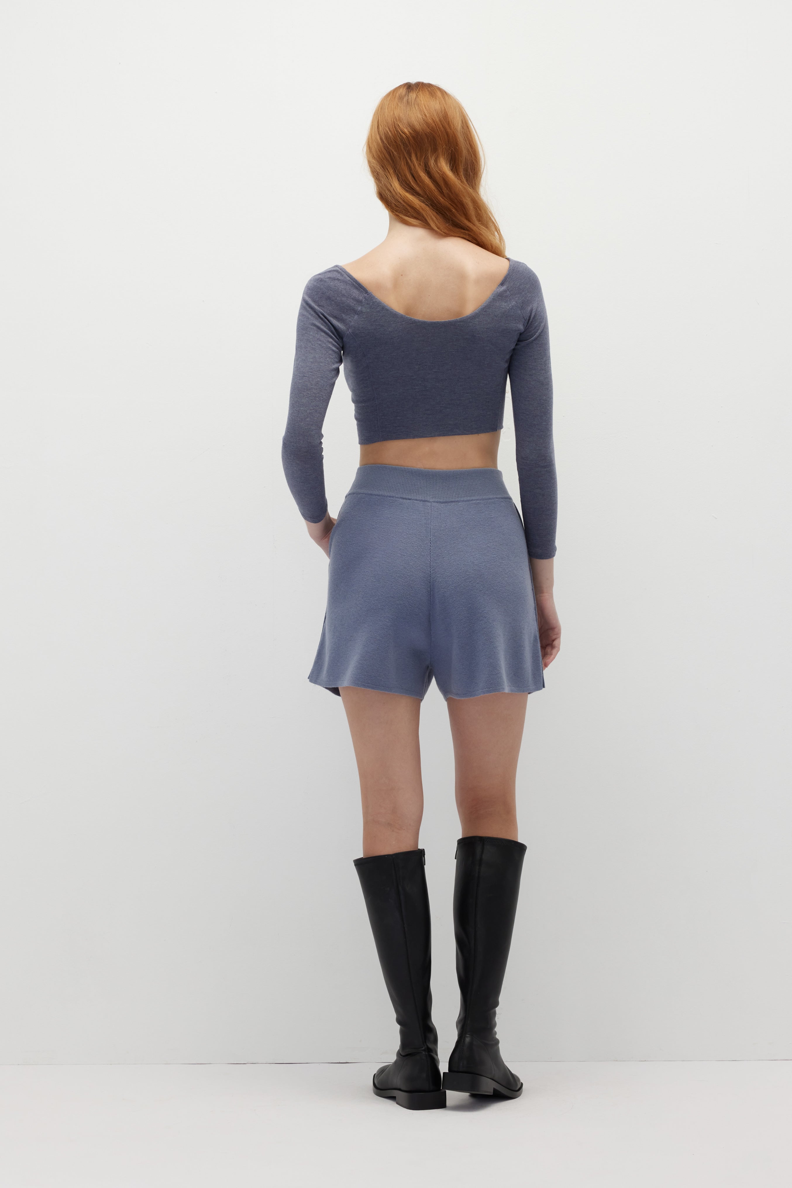 美麗諾羊毛U領短版上衣(七分袖)