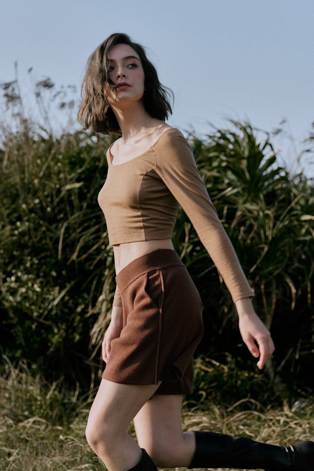 美麗諾羊毛U領短版上衣(七分袖)