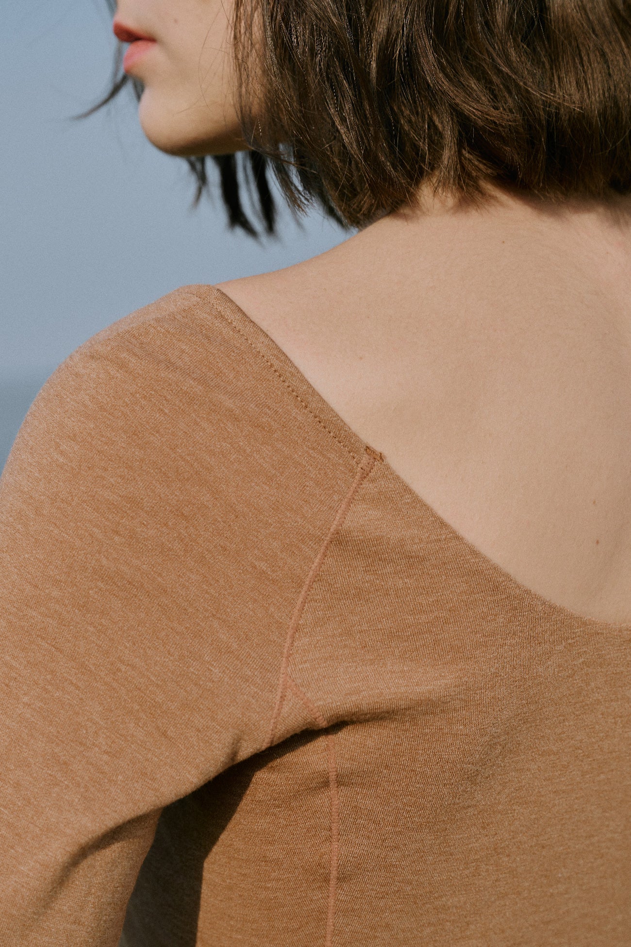 美麗諾羊毛U領短版上衣(七分袖)